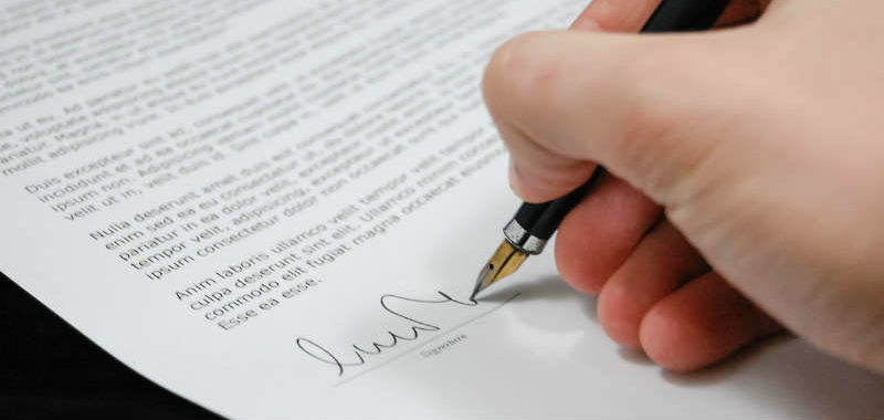 Firmando Formulario de Consentimiento Informado