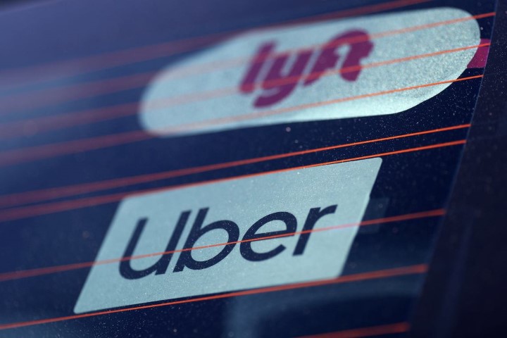 logos de uber y lyft